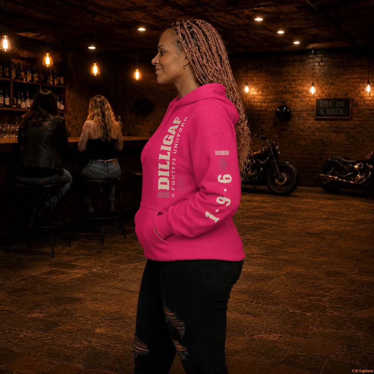 DILLIFU Hoodie - Señoras – – punch-pink_dilligaffu_seite_frau_669844a6-47ad-4d0b-ad7b-2e0d17bf0557 – El Capitano